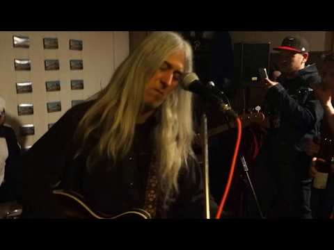 SHAWN LEE´S PING PONG ORCHESTRA - "Kiss The Sky" - 2018-03-17 - Burgberg