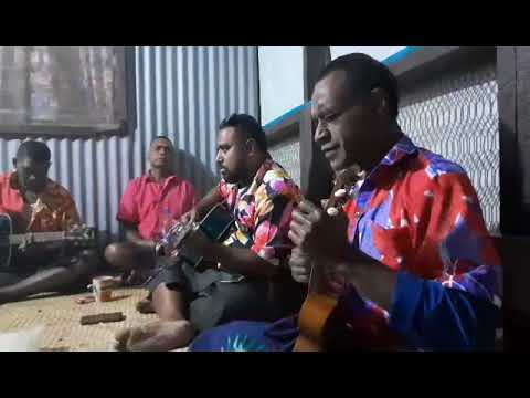 Naova rui domoni vei au