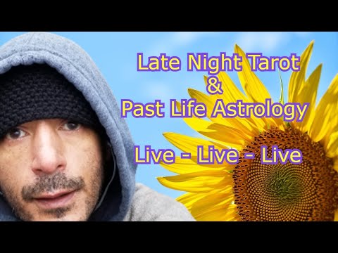 Late Night Tarot Readings & Astrology Q&A @ 10.30 pm - midnight Chicago Time