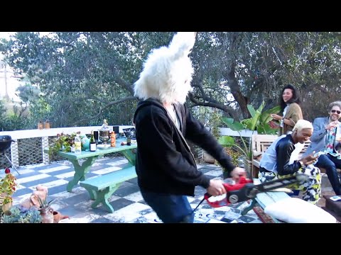 HOME MOVIES #1 LIFE IN AN ARTIST'S RESIDENCY