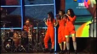 Download lagu st 12 feat charly angels aku padamu.......flv.wmv mp3