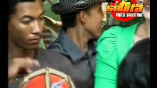 Download lagu Jaipongan UJANG LANAY 1 - TKW mp3