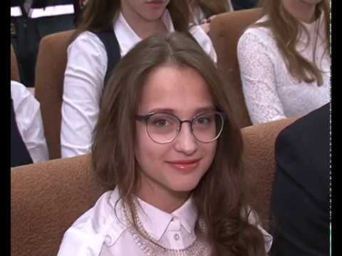 Курск.Александр Михайлов встретился с одаренными детьми.
