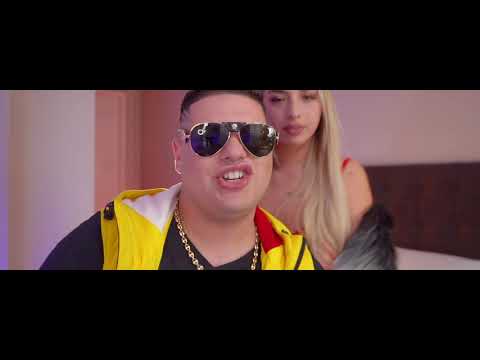 Modelo Personal - FreeLe Sauvage (Video Oficial)