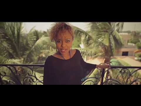 Avril - Kitu Kimoja (Official Ogopa Video)