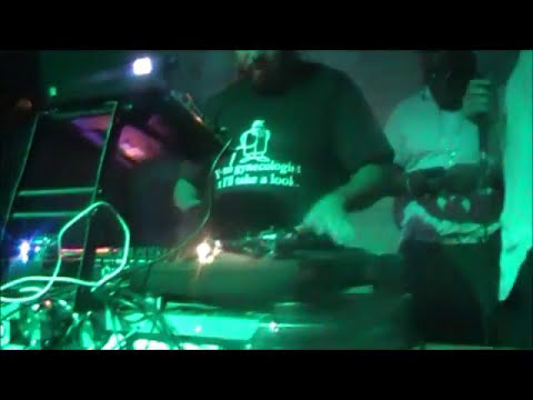 DJ COOL BREEZE & DJ GQ SHUT IT DOWN @THELAB PLAYIN GA GA GA REMIXES (DJBKSTORM TV)