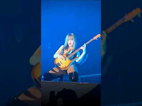 This is how you stand out as a bass player