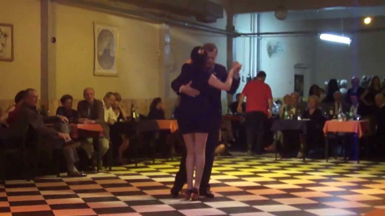 Natacha en su cumple con los chicos del Sin Rumbo 3/3