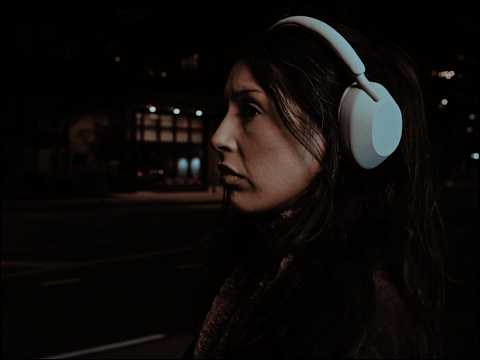 Bus Stop (Clip)