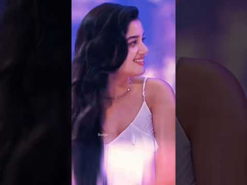Reel tagged #bhagyashriborse