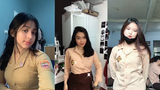 Download lagu Kumpulan Joget Tiktok - Cewek SMA Seragam Pramuka mp3