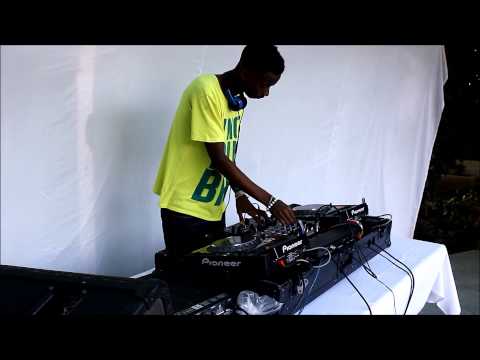 Dj Bavy Live   #NumberOneFestival NEW JOINT MAPUTO MZ