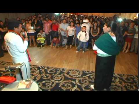 COMICO BOTON Y PICARDIA ECUATORIANA DESDE LOS EE.UU.