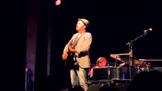 Hawksley Workman - Safe and Sound (Live Singalong in Winnipeg)