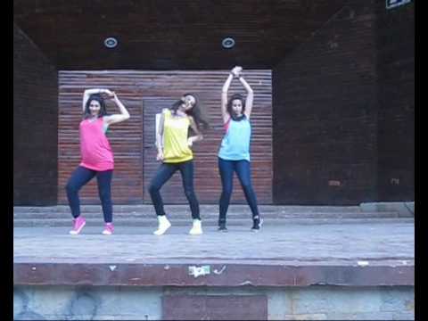 DemDivasTV - Dem Divas @ live performance (11.06.2010 )