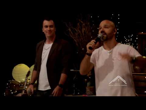 Vai Na Fe Estudio Nova Cancao   Fred Pacheco Banda Dom e Gil Monteiro cantam O ceu se abre