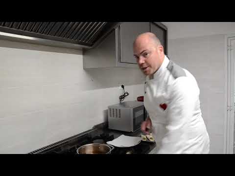 Cannoli croccanti, ricotta e sfilacci di cavallo