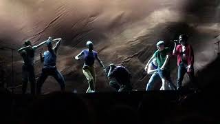 08 - L&#39;etranger (Voleur D&#39;eau) - Christine And The Queens - Chris Tour - Nantes 04.12.2018