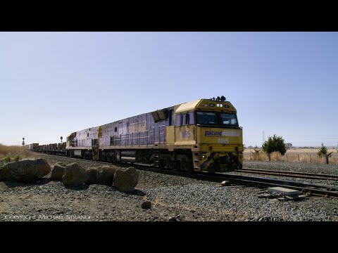 4PM4 Steel Wagons & Shipping Containers (13/1/2019) - PoathTV Australian Trains & Railways