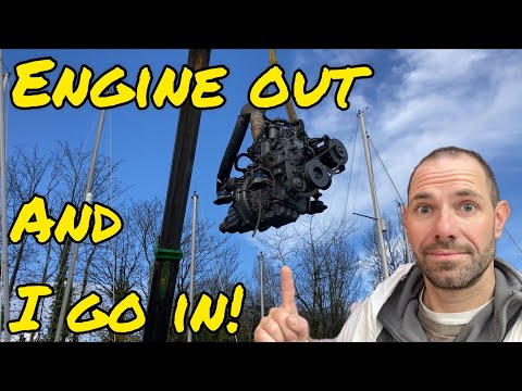 Engine Removal, Replacing wet foam in the skeg and cockpit drains (Project Lottie Ep12)