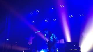 Blonde Redhead "Doll Is Mine" Live