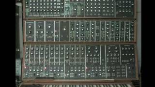 Video thumbnail for Moog IIIc / 901 VCO by Genius Anz’s movie vault / Retro and Latest tech!