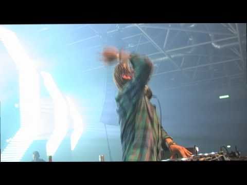 ENERGY 2011 | Avicii | "Penguin"