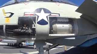 USS Midway Museum　サンディエゴ　ミッドウェイ博物館