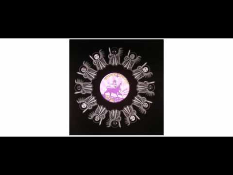 Judah Eskender Tafari / Nish Wadada / Colah Colah - Crying - 12" - King Shiloh Records