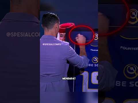 Ronaldo Junior Menirukan Tanda Tangan Ronaldo 🤯🥵
