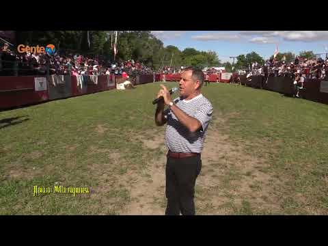 Cantor JOAO MARQUES com a cançao "ilha Lilaz" na Festa Brava de GenteTV