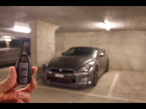 Nissan GT-R with full Akrapovic Exhaust System!