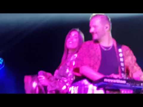 Bianca Atzei - come in un'isola