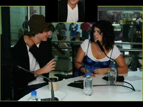 Zac Efron and Nikki Blonsky get chummy on the 2Day FM