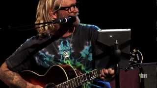 Anders Osborne - "Summertime in New Orleans"  (eTown webisode 282)