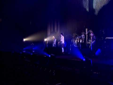 10. Fukuro - Tent  Live performance Budokan 2009