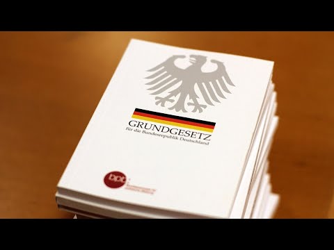 Wie stehen Halacha, Kirchenrecht und Scharia zur Demokratie?