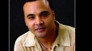 Se Marchó El Amor Lyrics English Translation