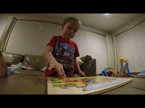 Renan Does a Puzzle then bites his tongue at the end!