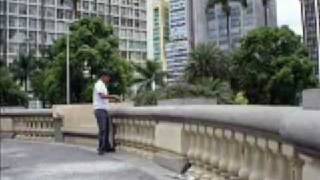 &quot;Sampa no walkman&quot;- Engenheiros do Hawaii.