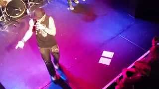 Brantley Gilbert - my baby&#39;s guns &#39;n roses