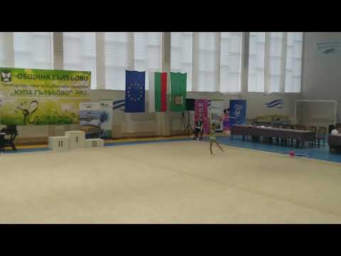 Nikol Zlatkova купа Гълъбово 2017 по художествена гимнастикa