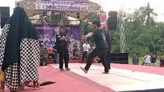 Download lagu Boss Ragil mbarong🛑 Ebeg Sinar Unggul mulyo Kalilandak pwrj. Klampok BNA.  mp3