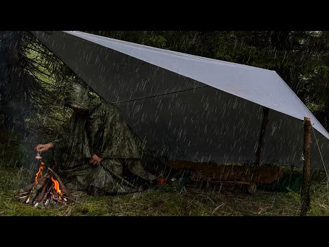 2 DAYS Solo Overnight in BIG THUNDERSTORM - Bushcraft in Heavy Rain, Wet Conditions