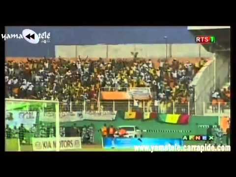 Papiss Demba Cissé Superb Header