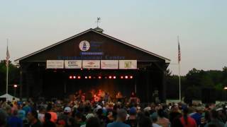 Lonestar mr. mom live at the Columbia County Fair 9/4/2016