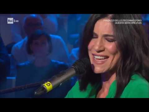 Paola Turci canta "L'ultimo ostacolo" - Domenica In 03/11/2019