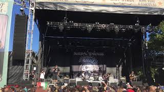 I won’t fall in love today. Suicidal Tendencies RIOT FEST 2018