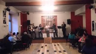 ApenDixi - When The Saints Go Marching In         (pochod svatých)