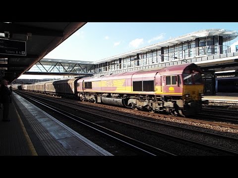 Ex "EWS" now DB class 66165 with a loud 3 tone seen @ Ashford int'l